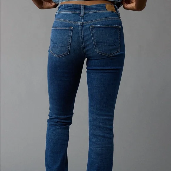 Low-Rise Bootcut Jean AE - Picture 2 of 8